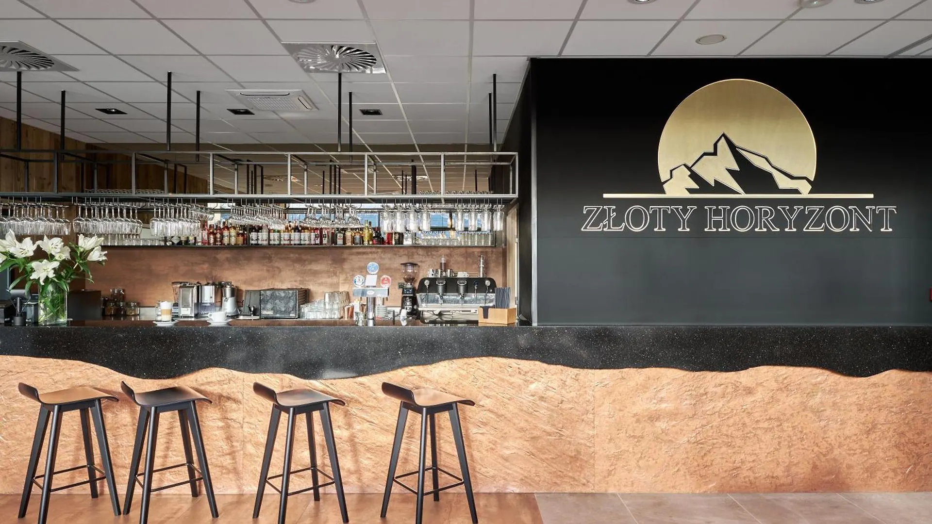 Zloty Horyzont Hotel & Resort Sklářská Poruba 4*,  Polsko